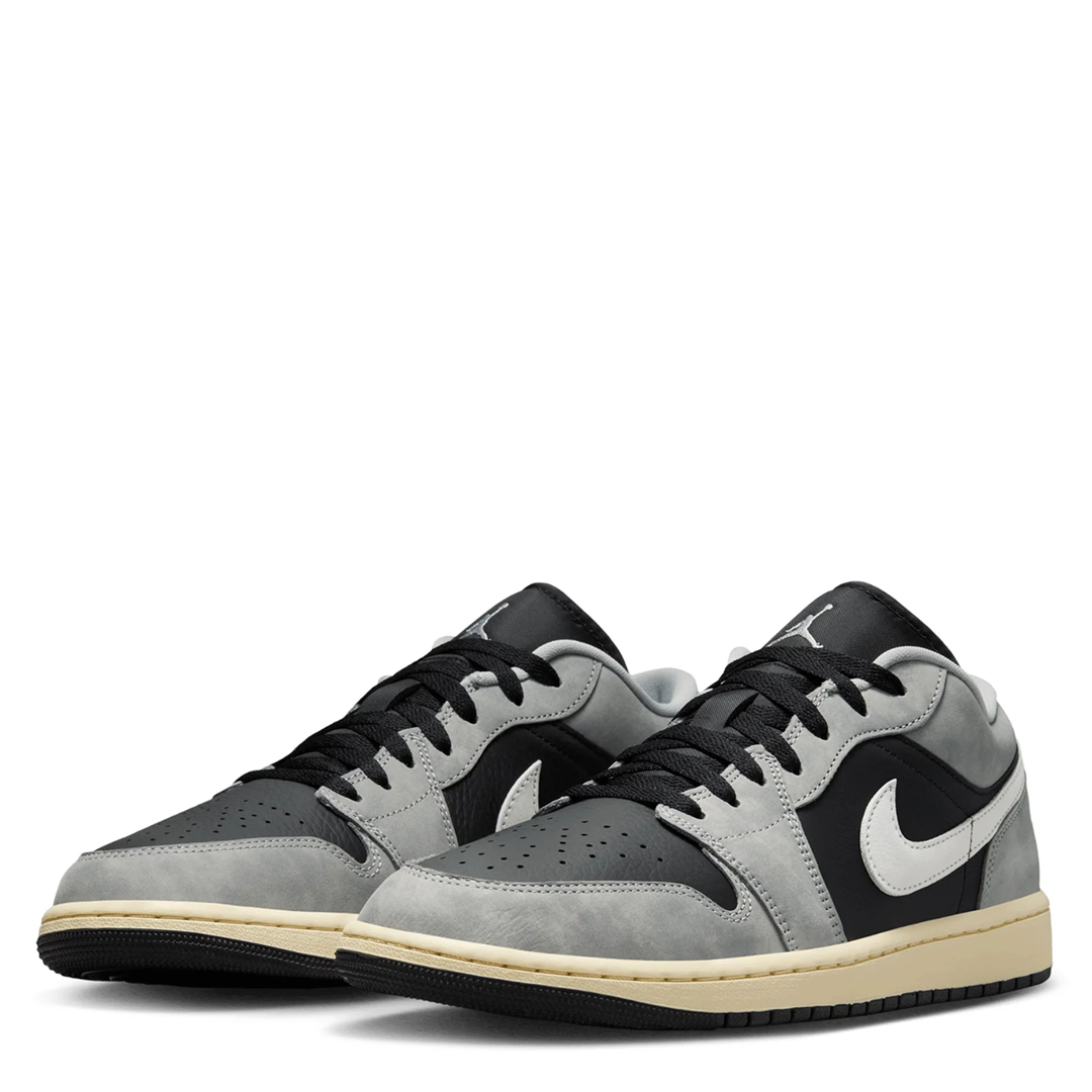 AIR JORDAN 1 LOW SE 'SMOKE GREY'