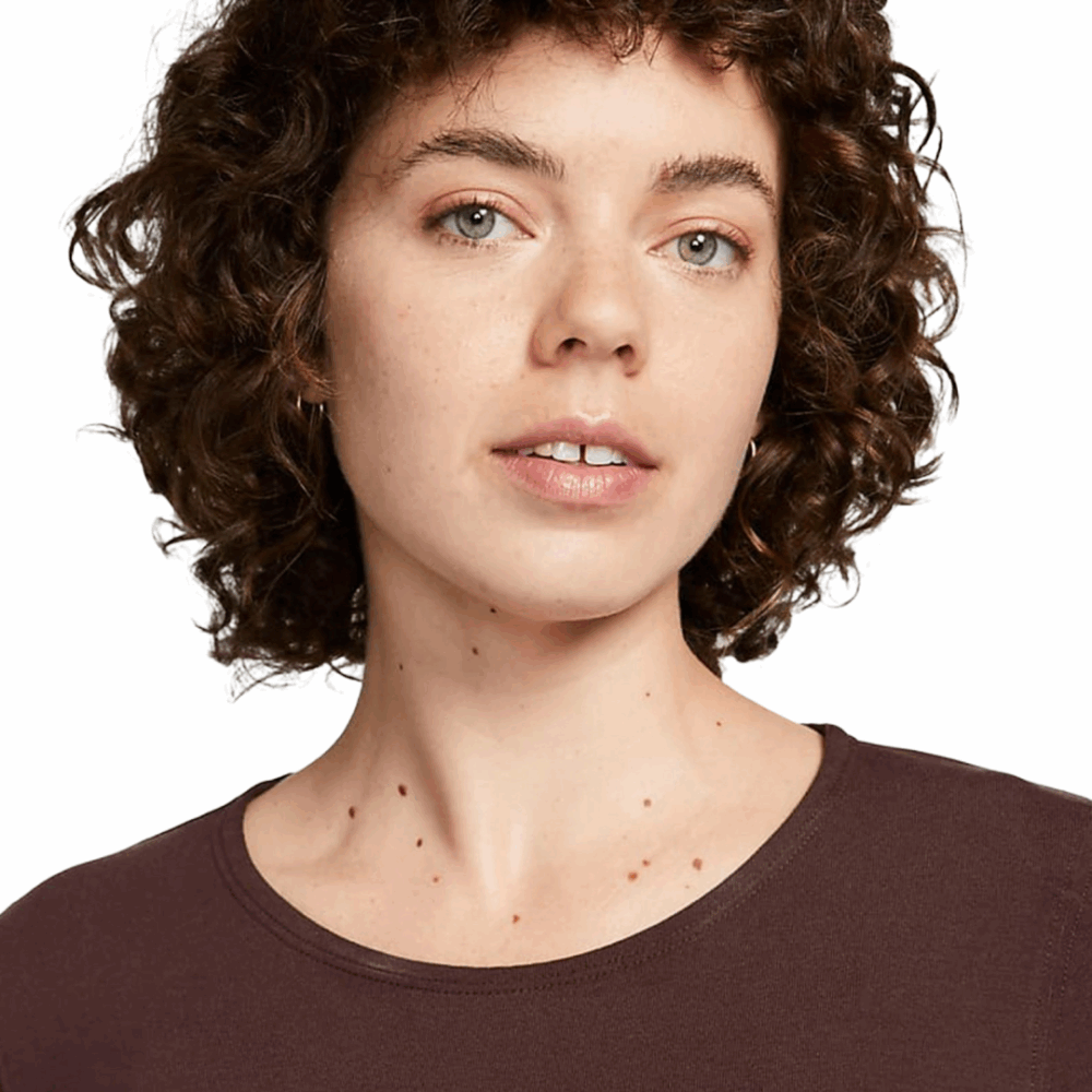 Nike Sportswear Women's Long-Sleeve Dance Crop Top