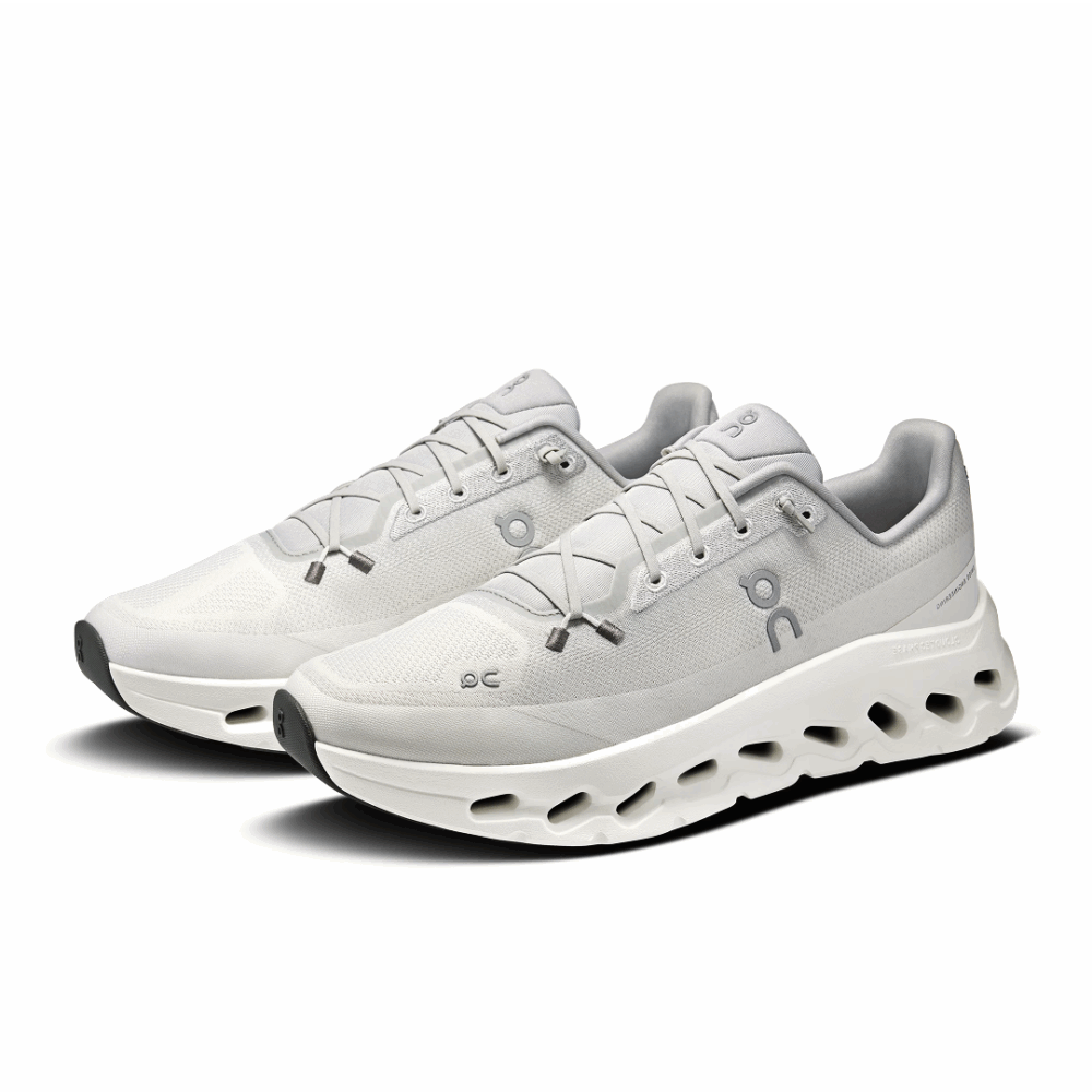 On CLOUDTILT Glacier | Ice